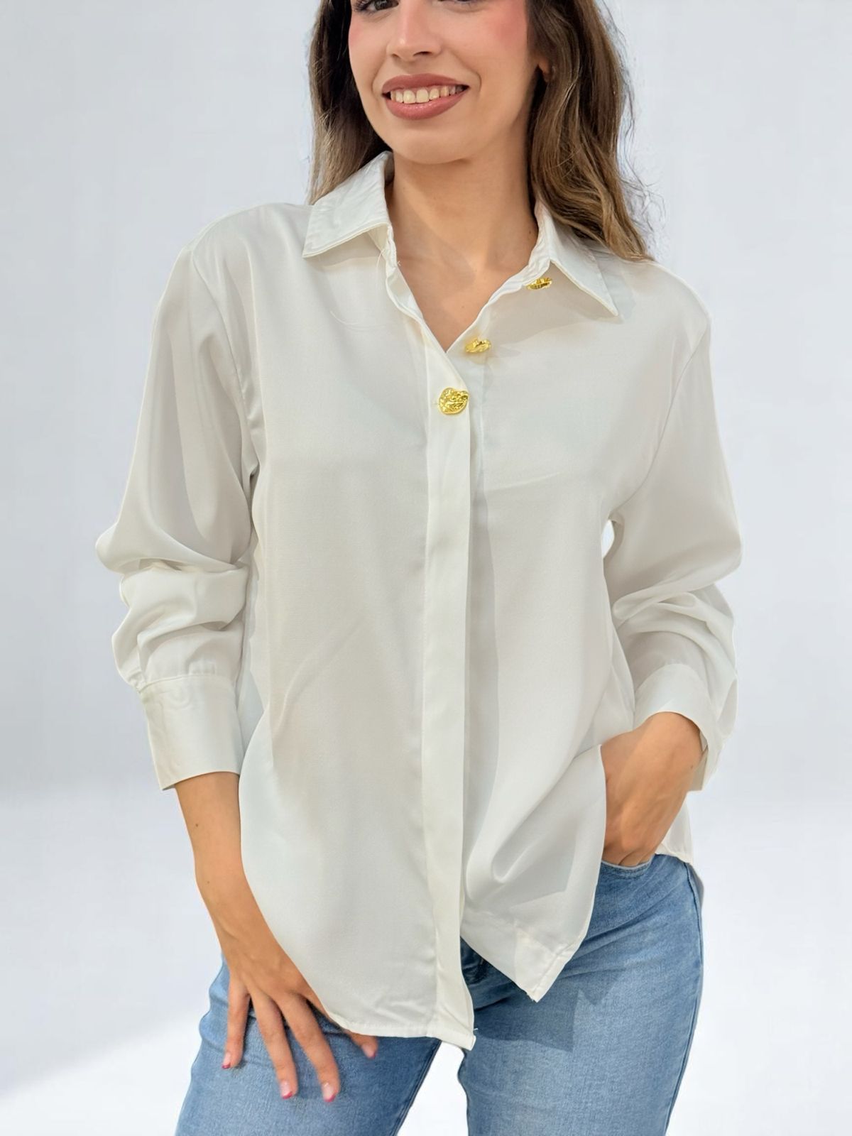 CAMISA BOTONES DORADOS