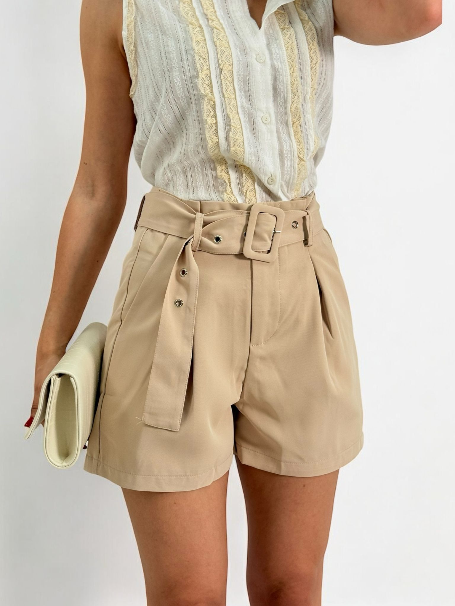 PANTALON CORTO CINTURON 2