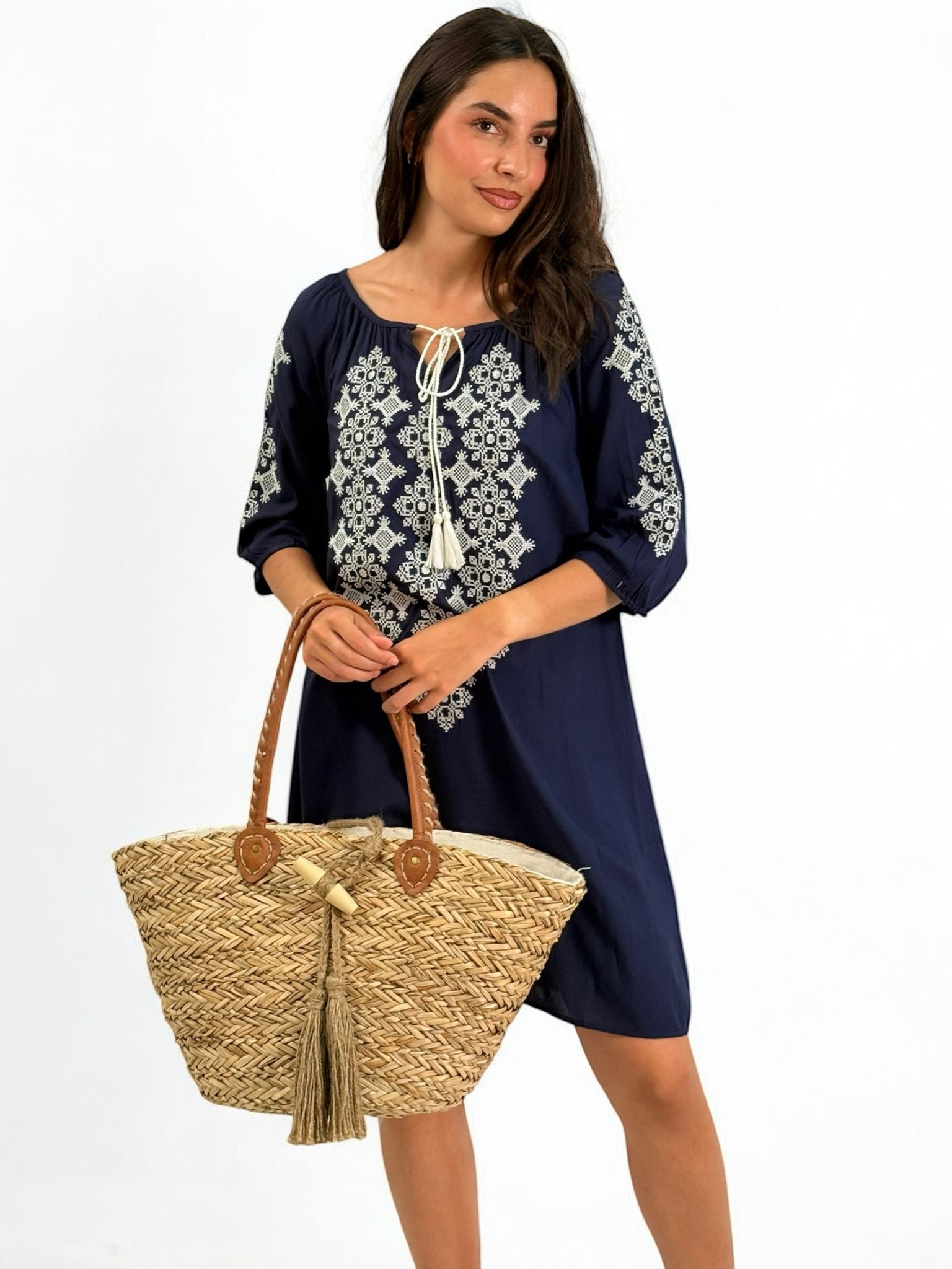VESTIDO BORDADOS
