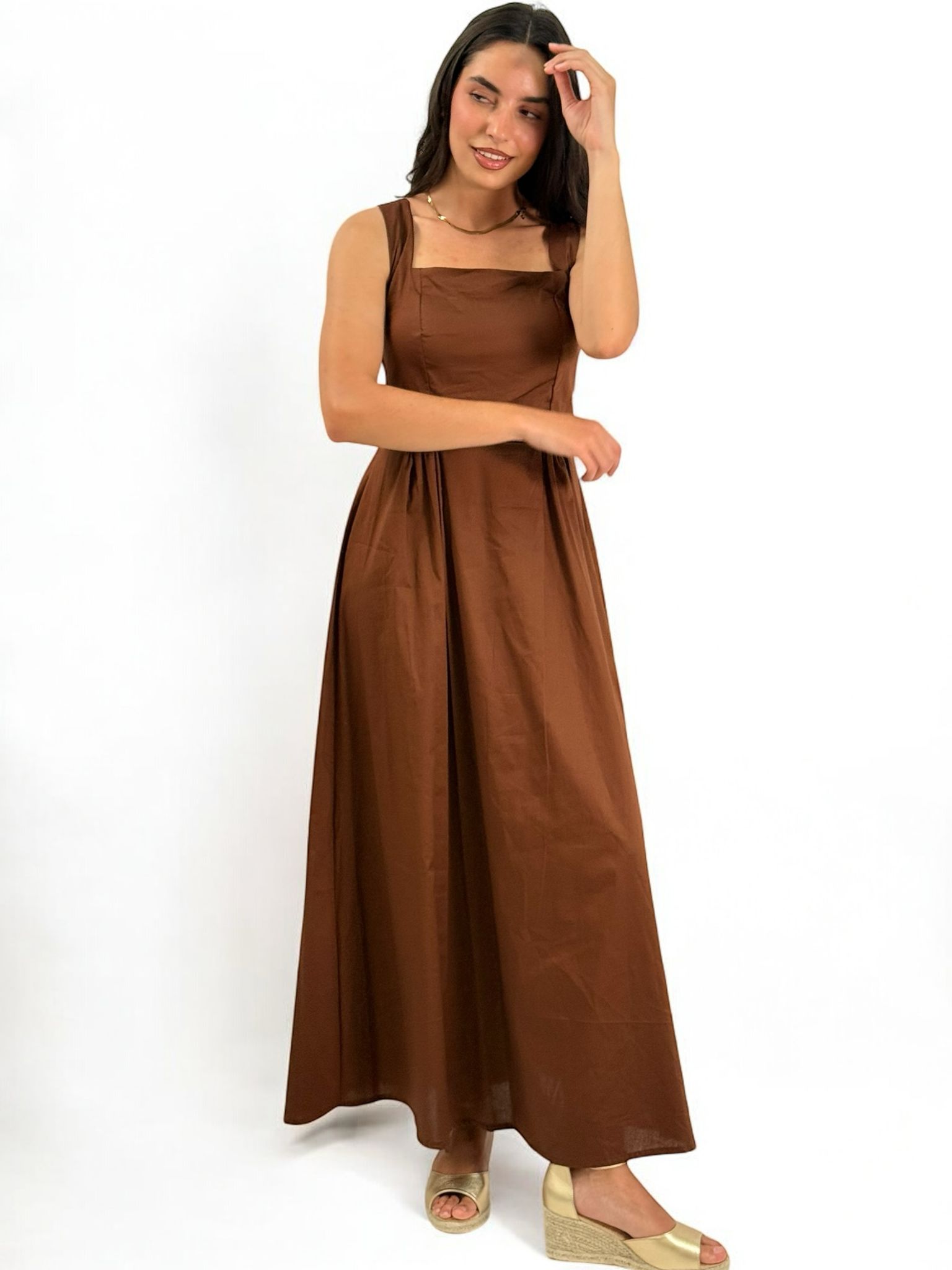 VESTIDO ESCOTE CUADRADO 2