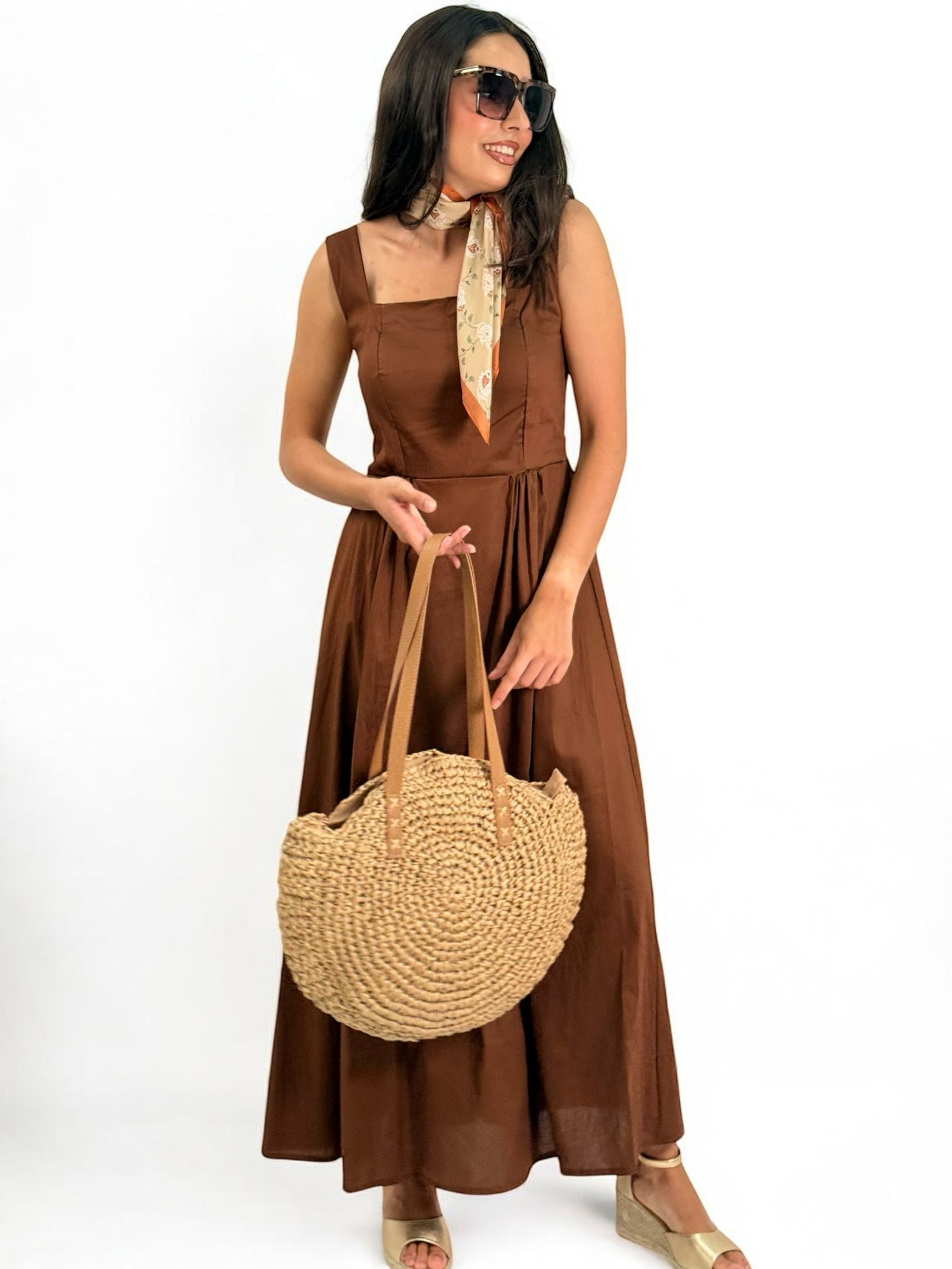 VESTIDO ESCOTE CUADRADO
