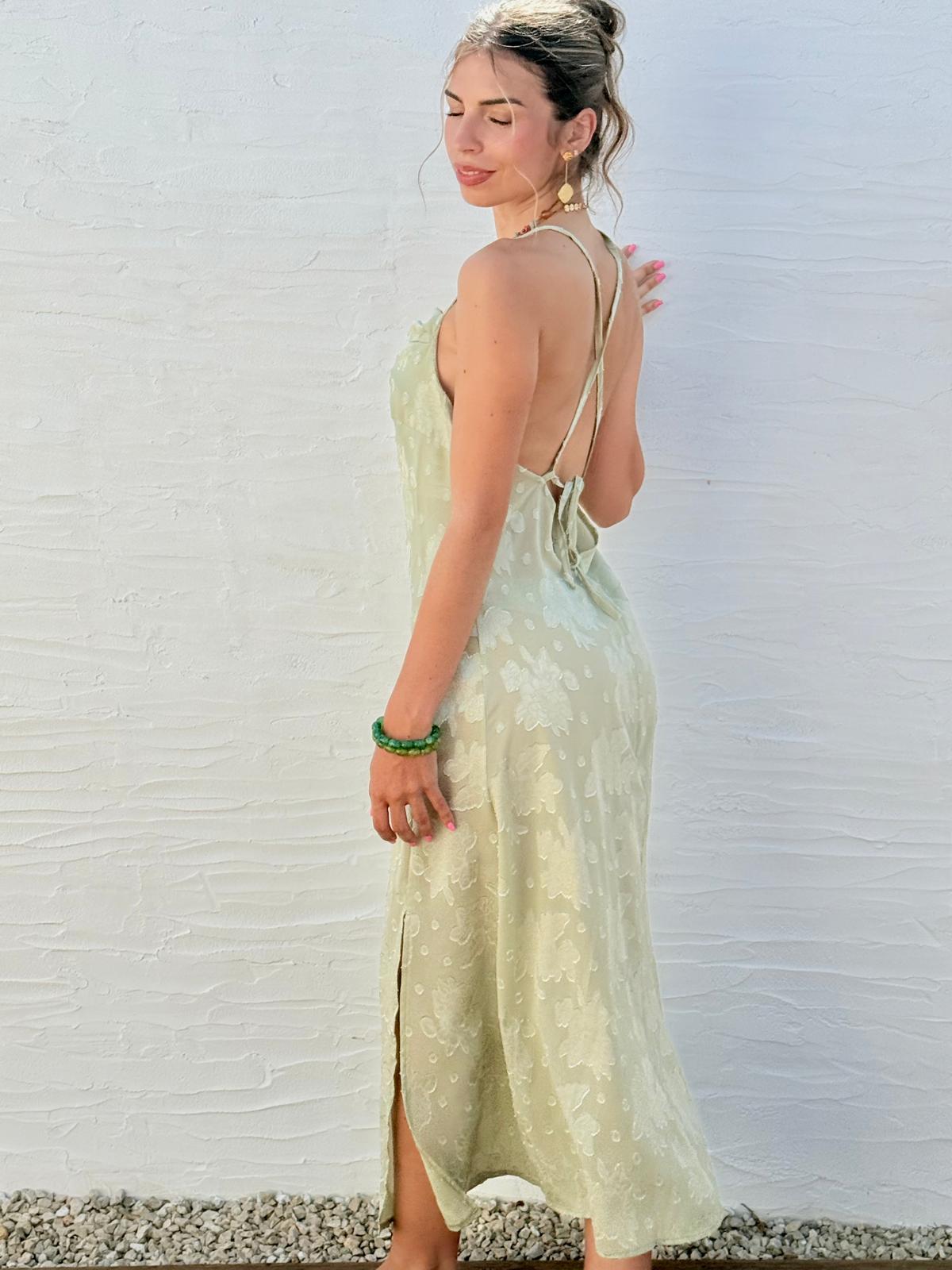 VESTIDO VERDE AGUA