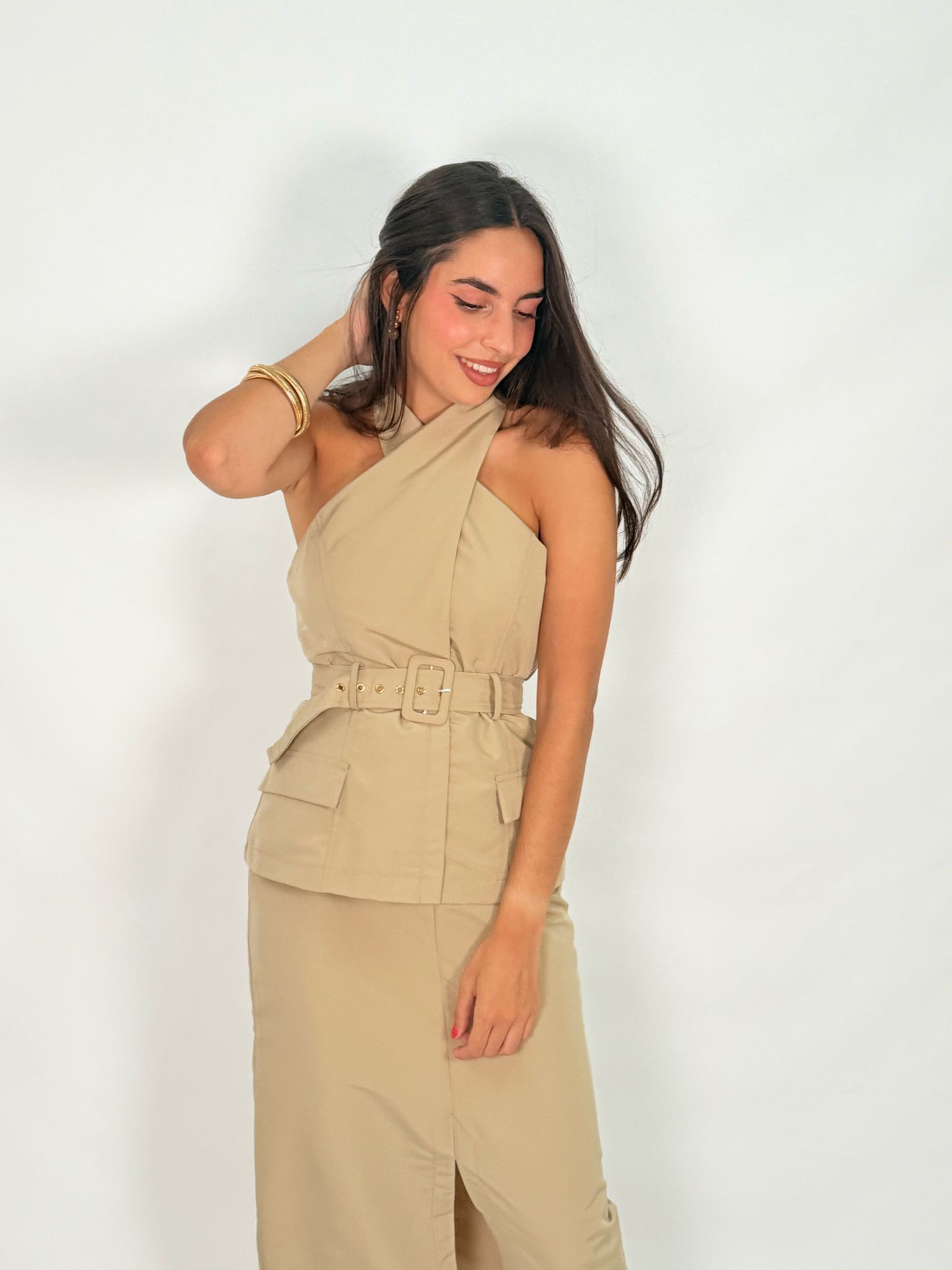 VESTIDO HALTER CINTURON