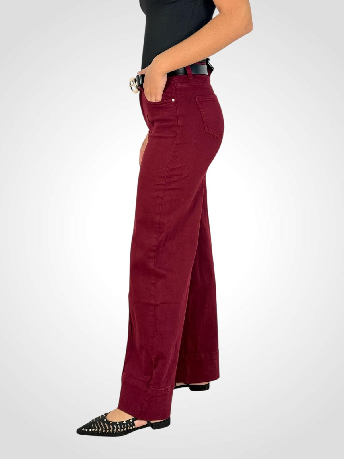 Pantalón Denim Burdeos detalle trasero