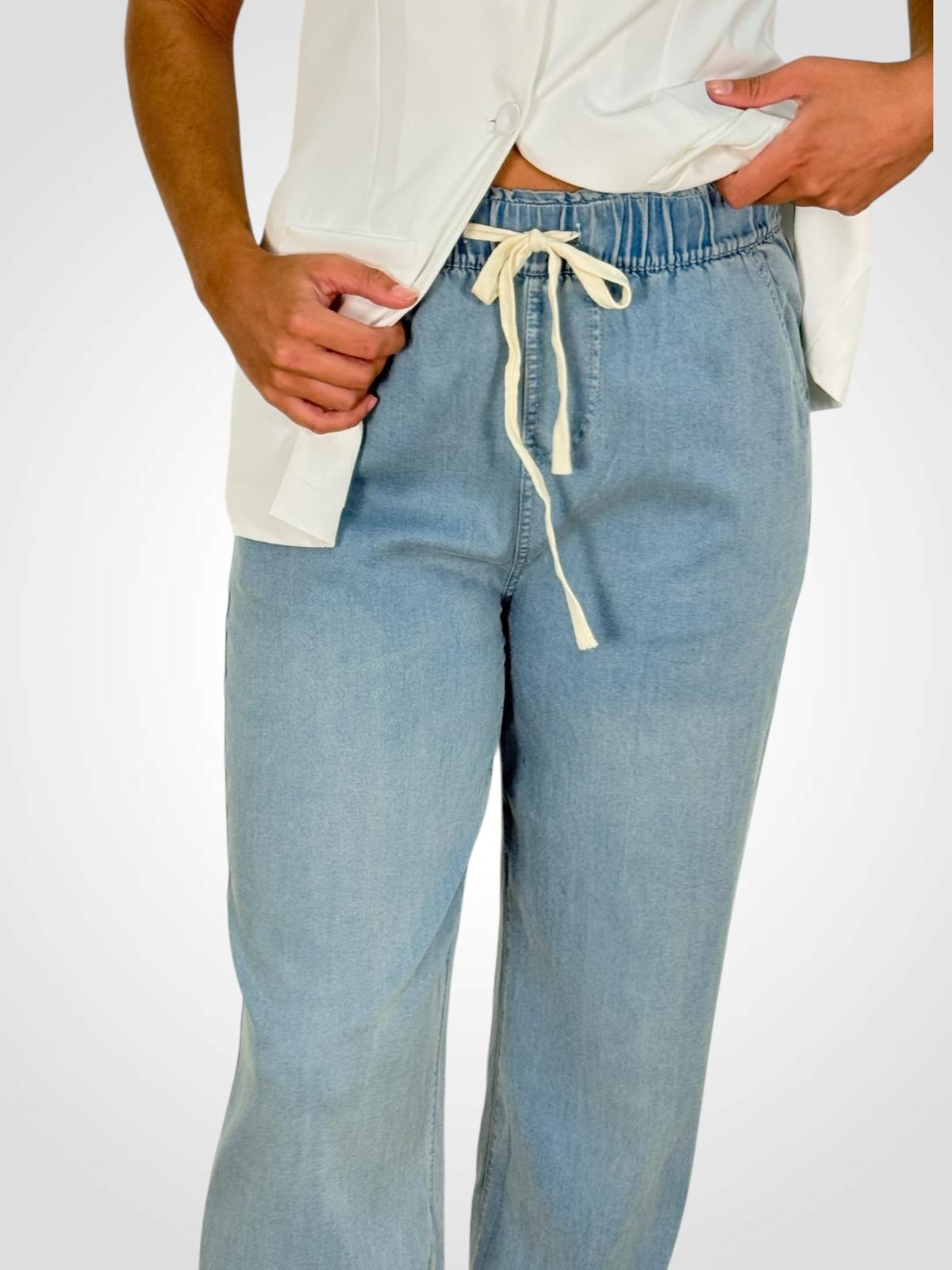 Pantalón Ancho Denim Cintura Elástica detalle trasero