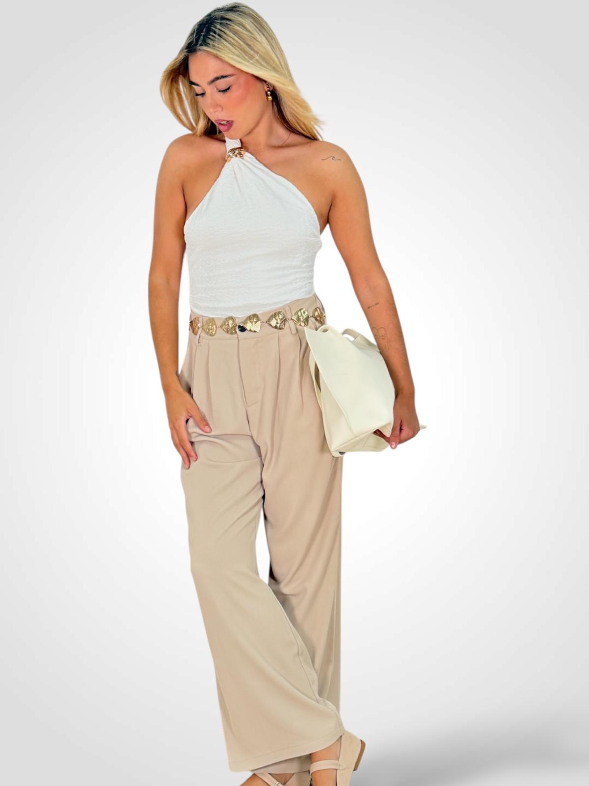 BLUSA ASIMETRICA TROQUELADA