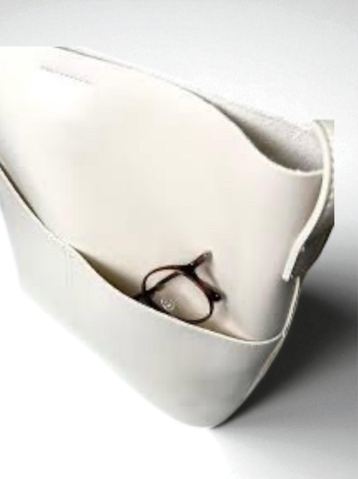 BOLSO BANDOLERA MINIMALISTA