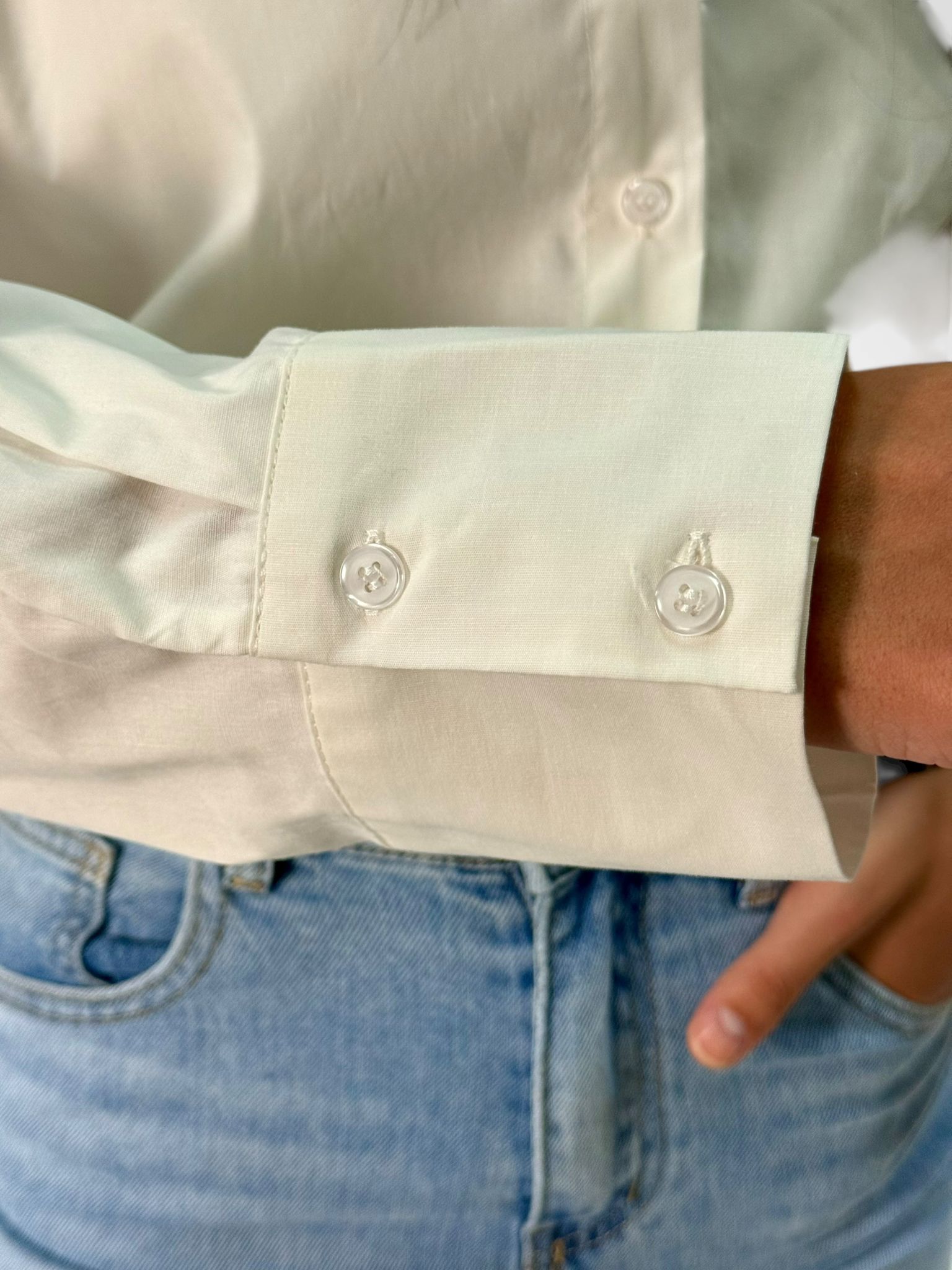 CAMISA BLANCA LICRA
