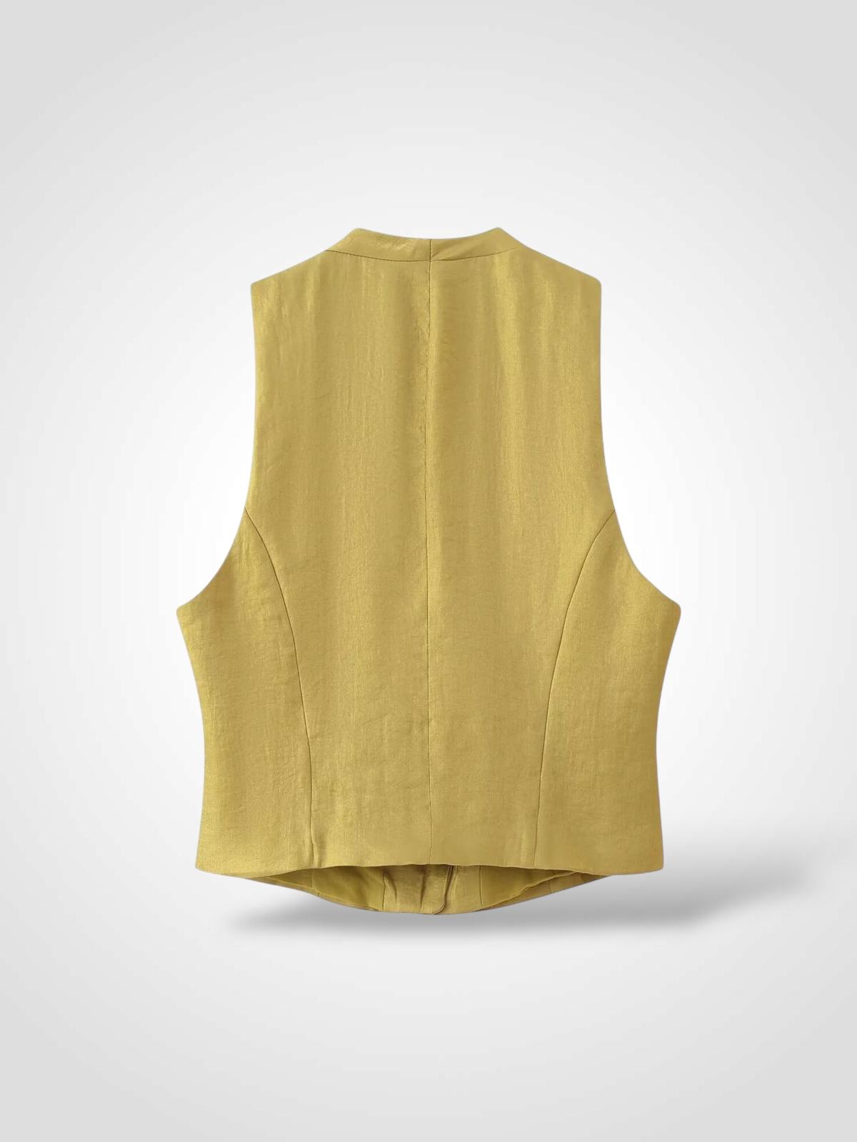 Chaleco satinado mostaza con botones dorados detalle
