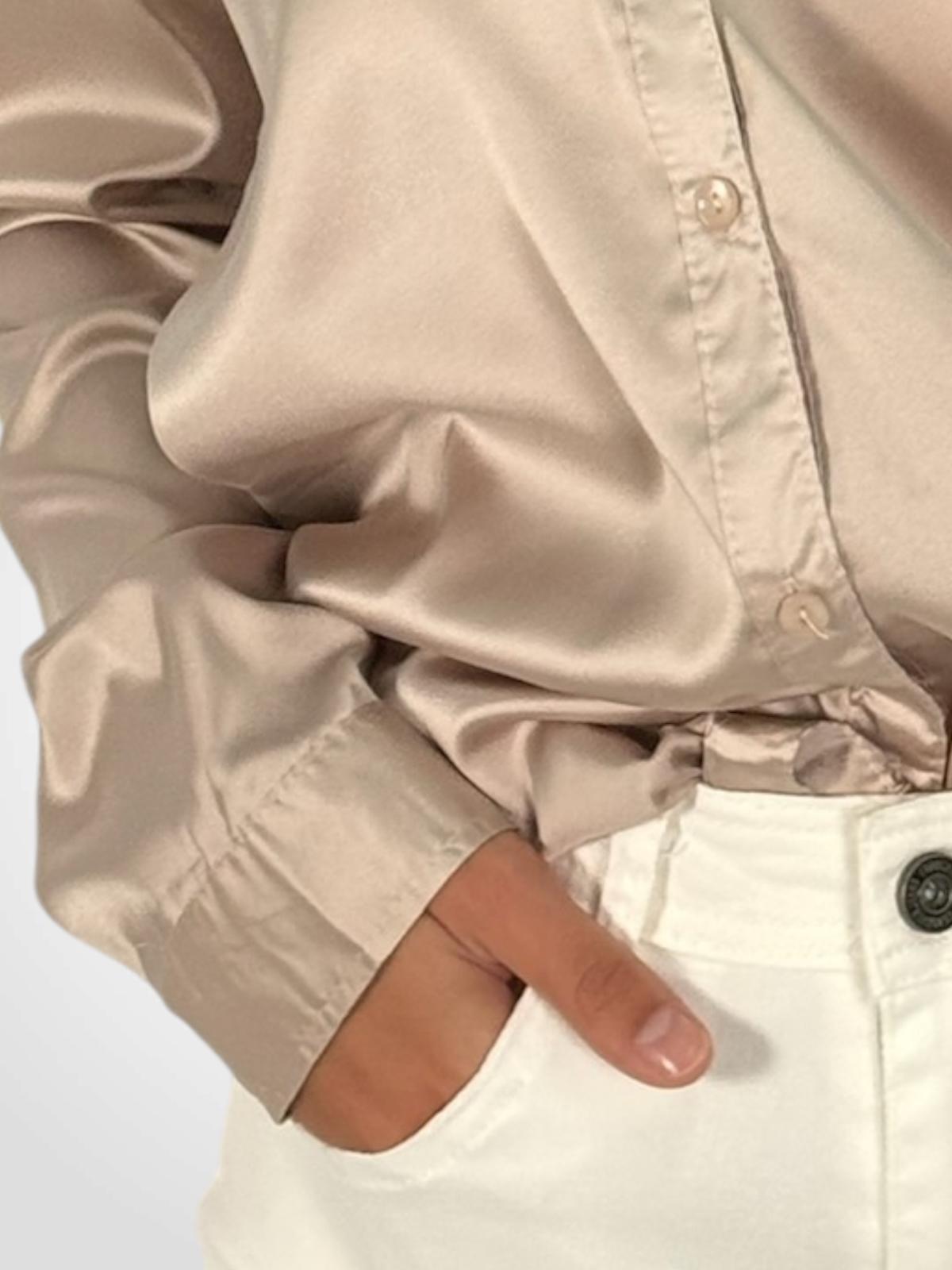 Camisa Satén detalle