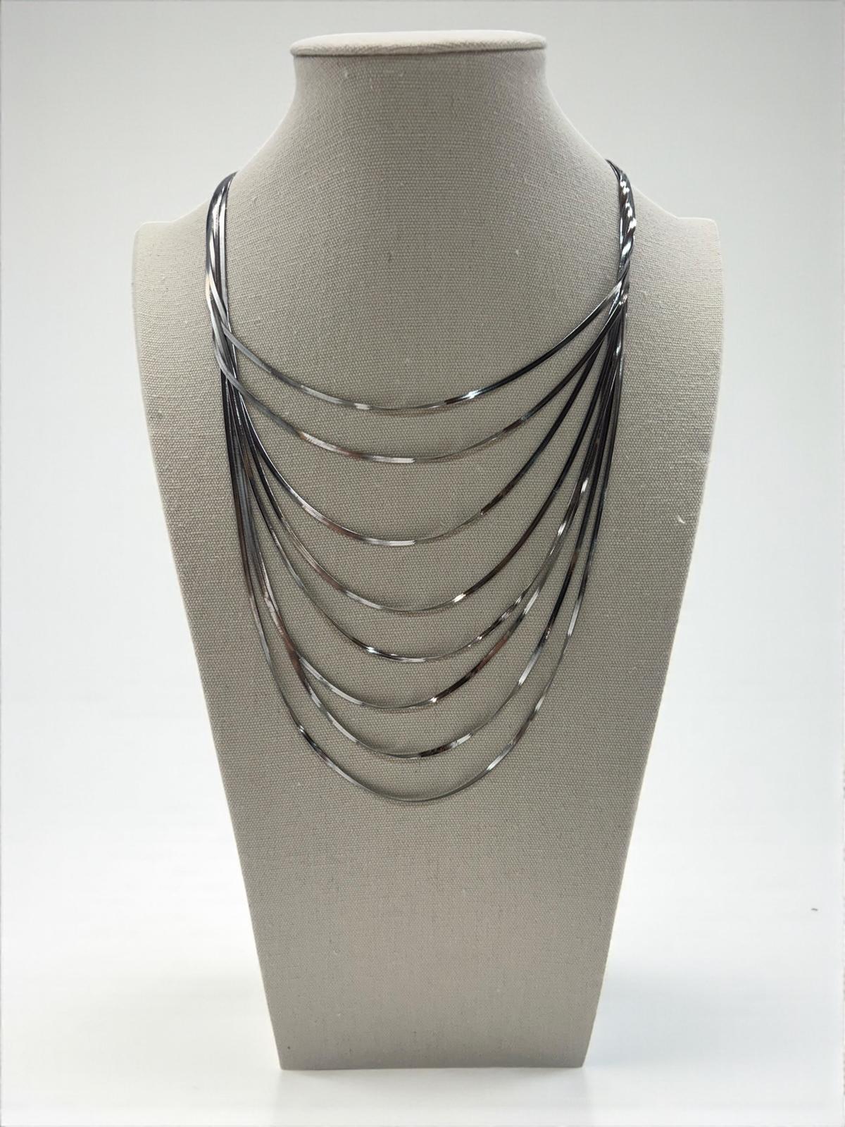 Collar Plata de acero - vista frontal