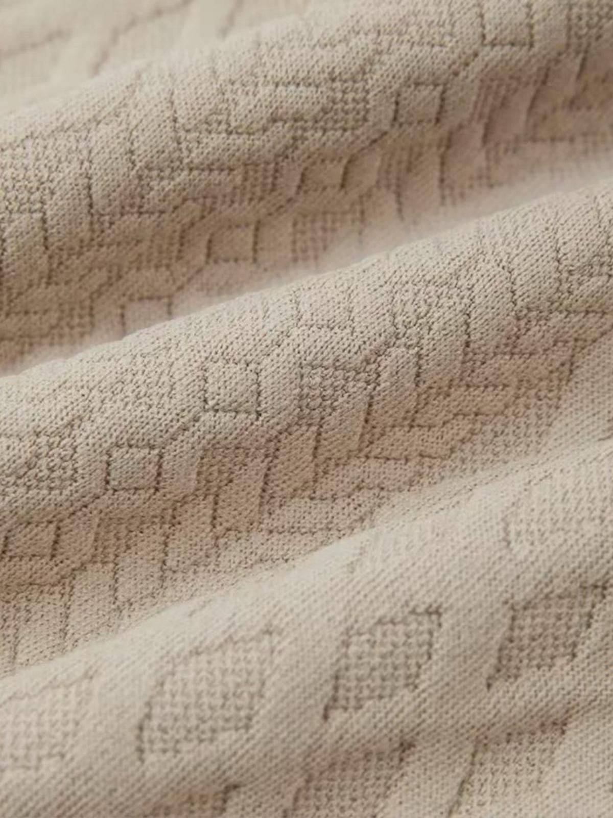 SUDADERA CREMALLERA DETALLES