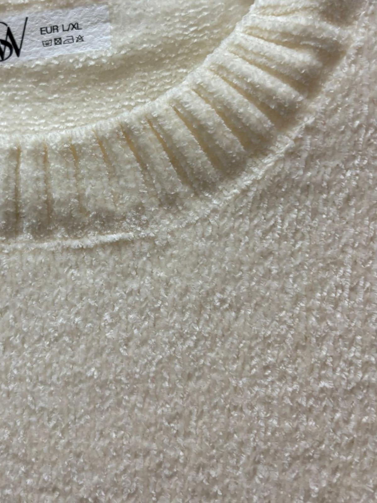 JERSEY CHENILLA CUELLO REDONDO