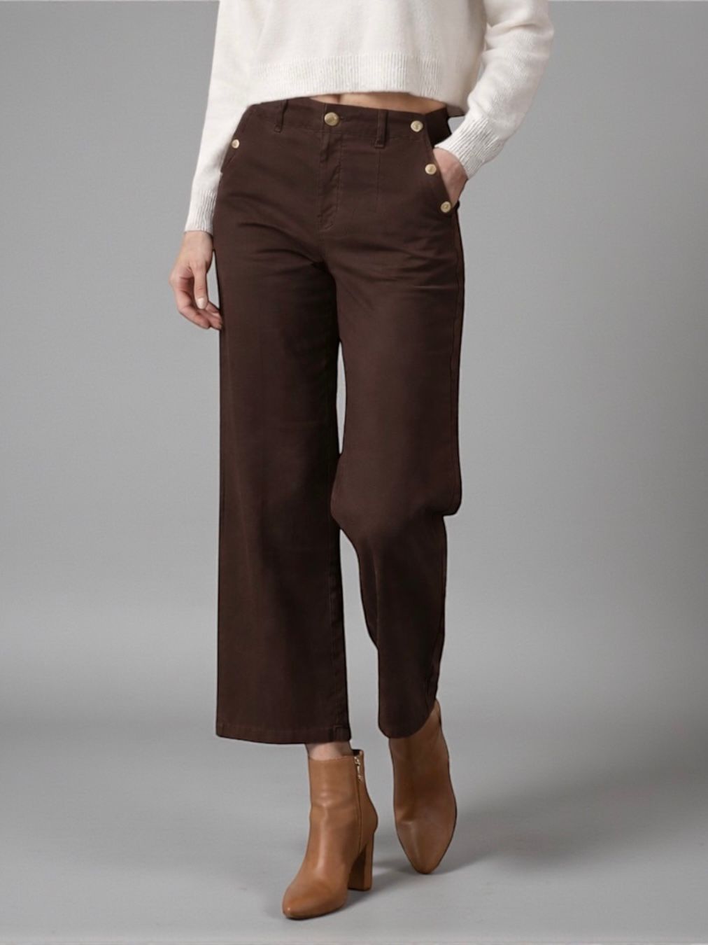 PANTALON CROPED BOTONES