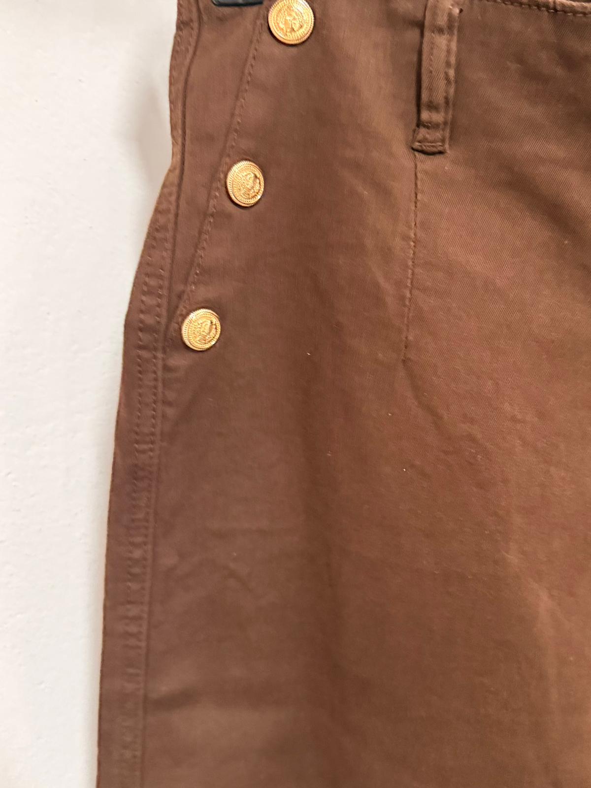 PANTALON CROPED BOTONES