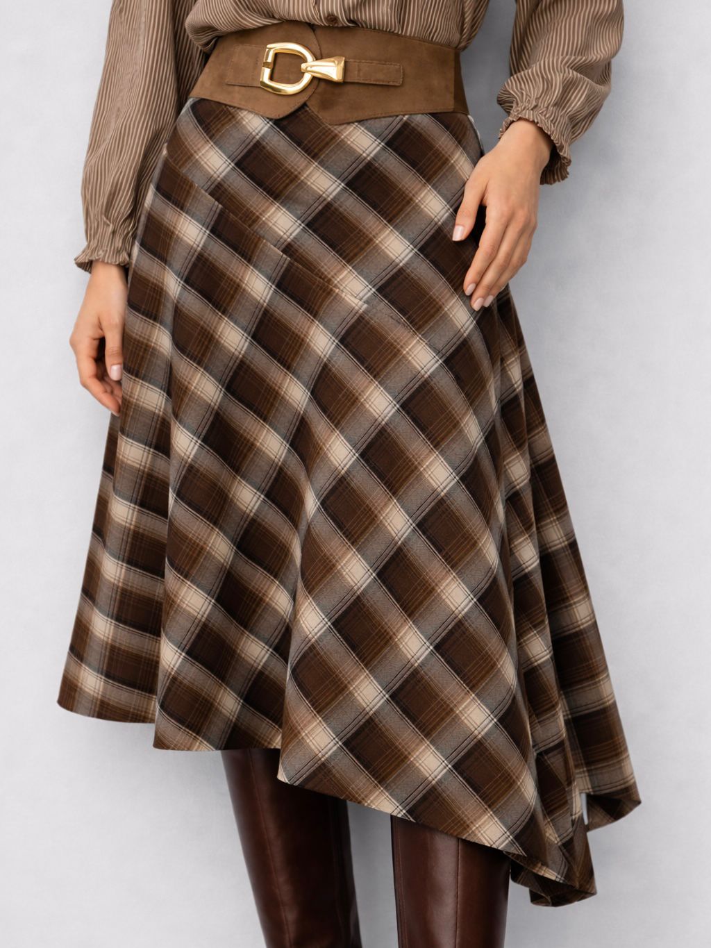 FALDA ASIMETRICA CUADROS 2