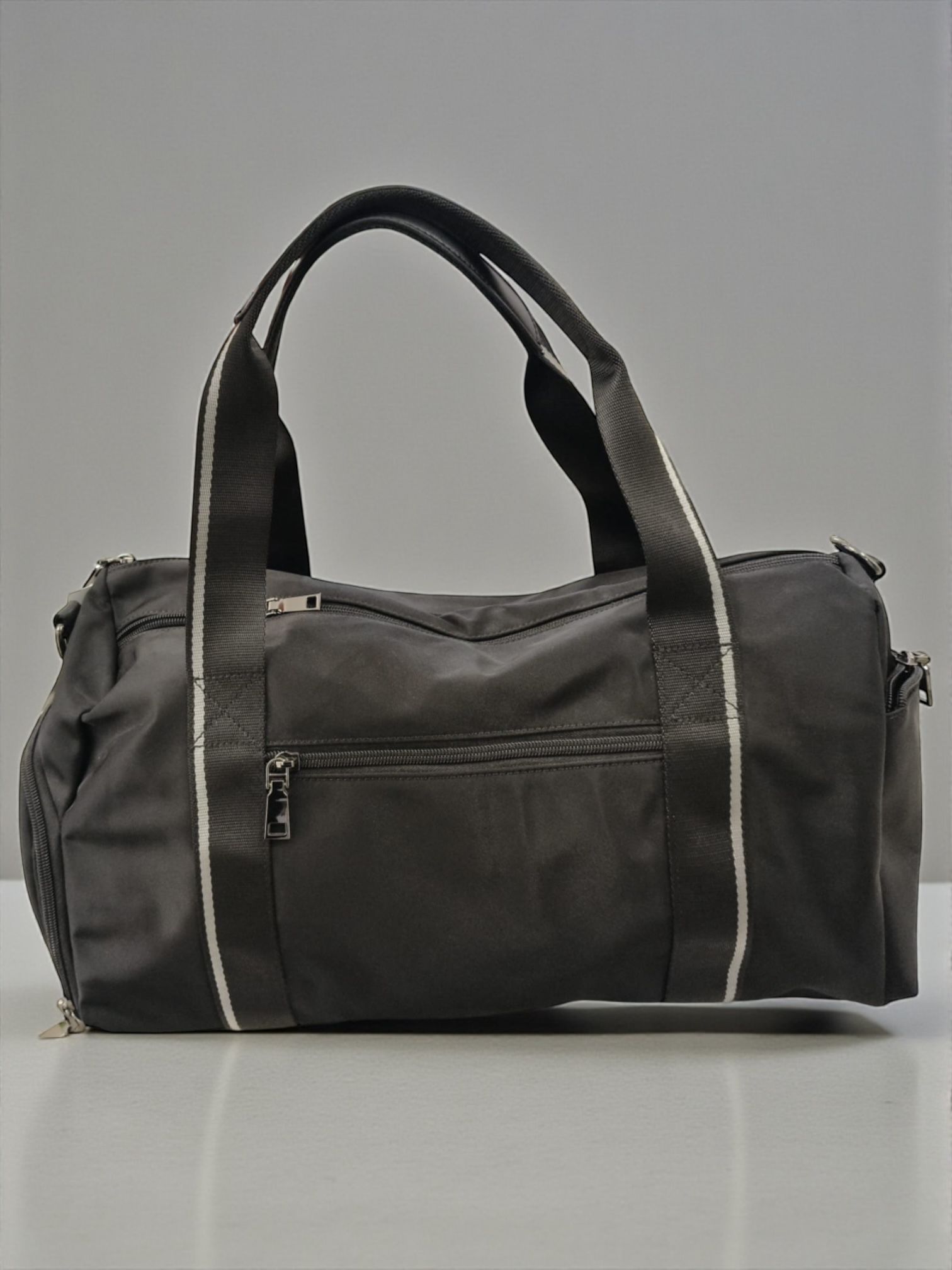 BOLSA DEPORTIVA NEGRA