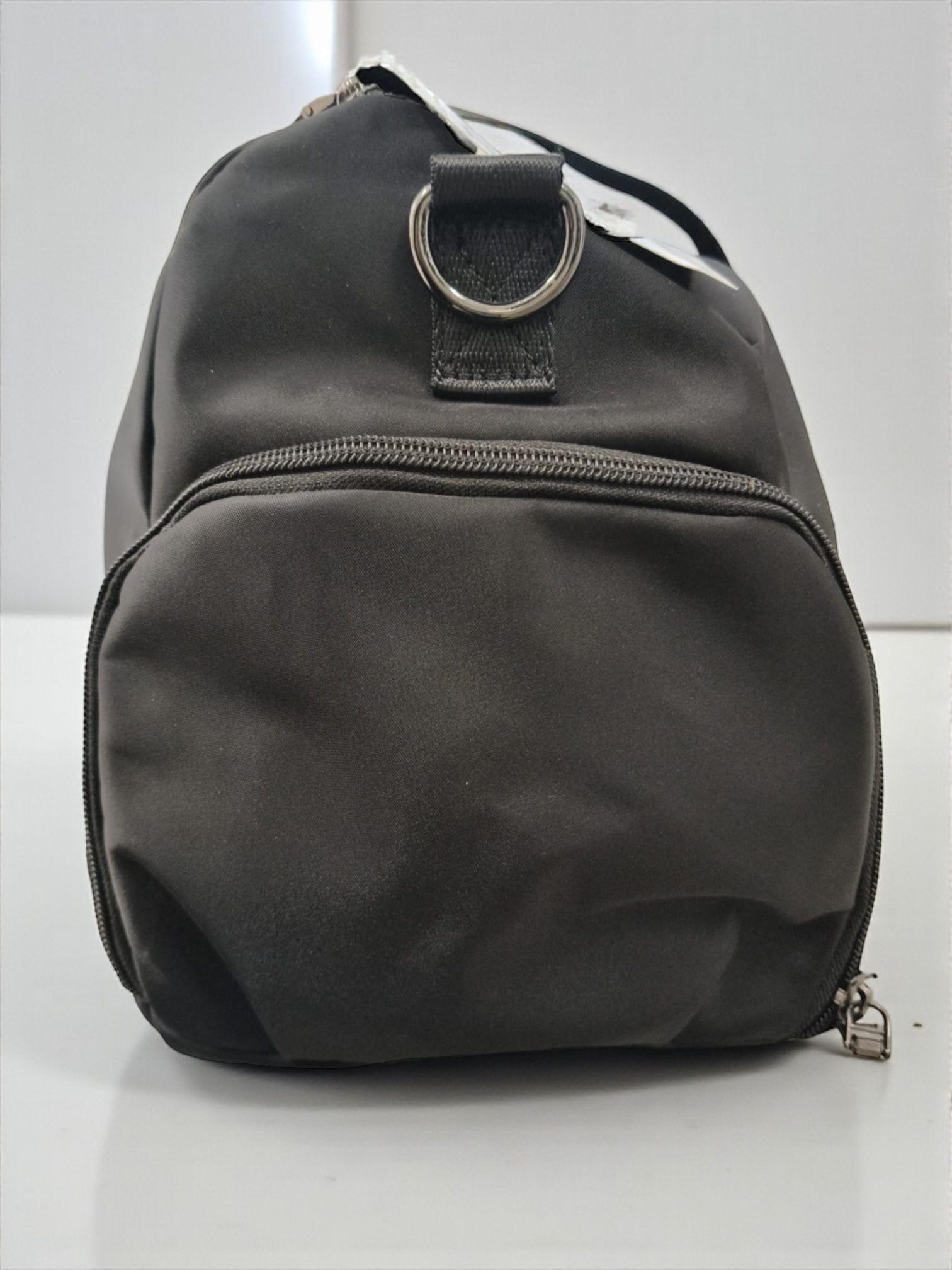 BOLSA DEPORTIVA NEGRA