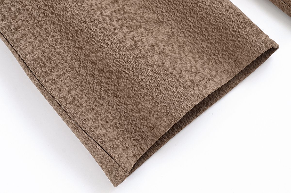 PANTALON DETALLE